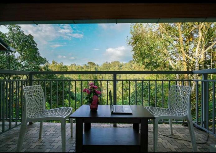 Munnar Minds Homestay Экстерьер фото